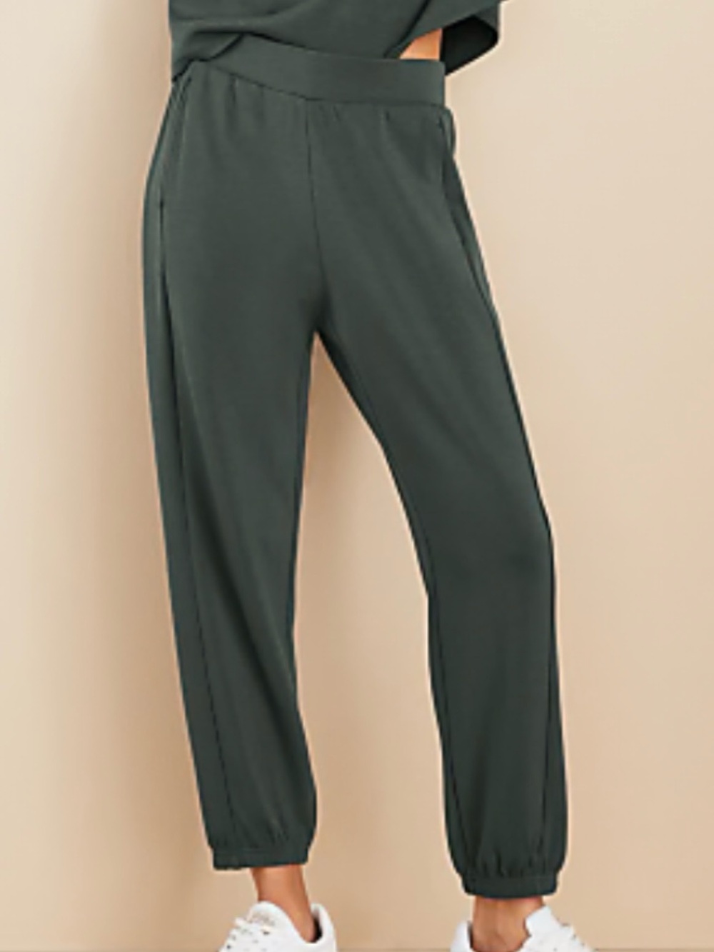 Lou & Grey Scuba Soft Joggers size M